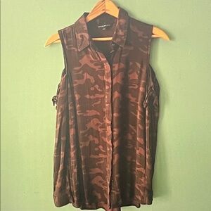 Rock & Republic Camouflage Sleeveless Shirt
